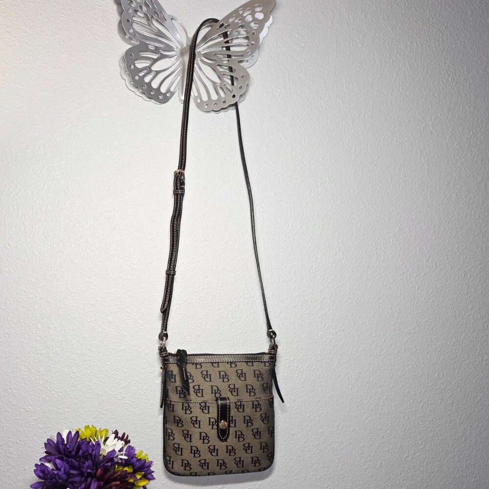 Dooney & Bourke Signature Db Monogram Canvas Cros… - image 4